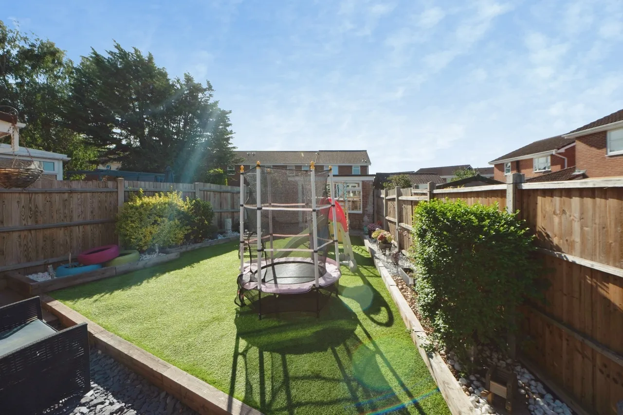Clover Close, Gosport, PO13, photo 4