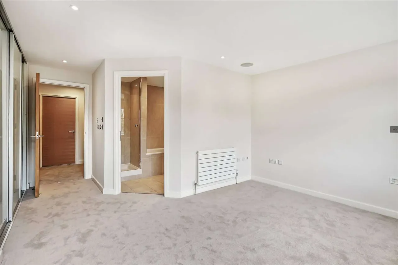 Rosenau Road, Battersea, SW11, photo 8