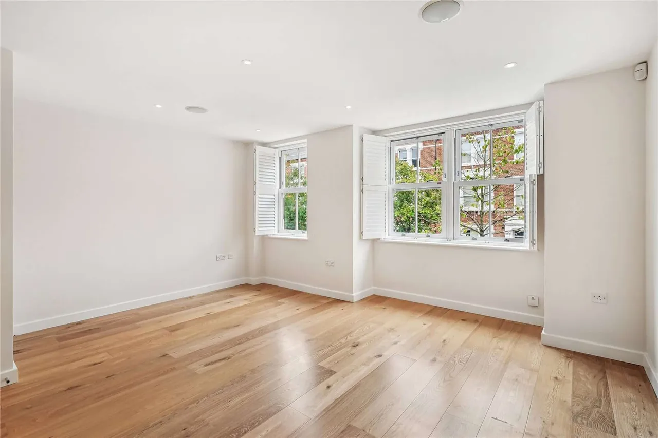 Rosenau Road, Battersea, SW11, photo 9