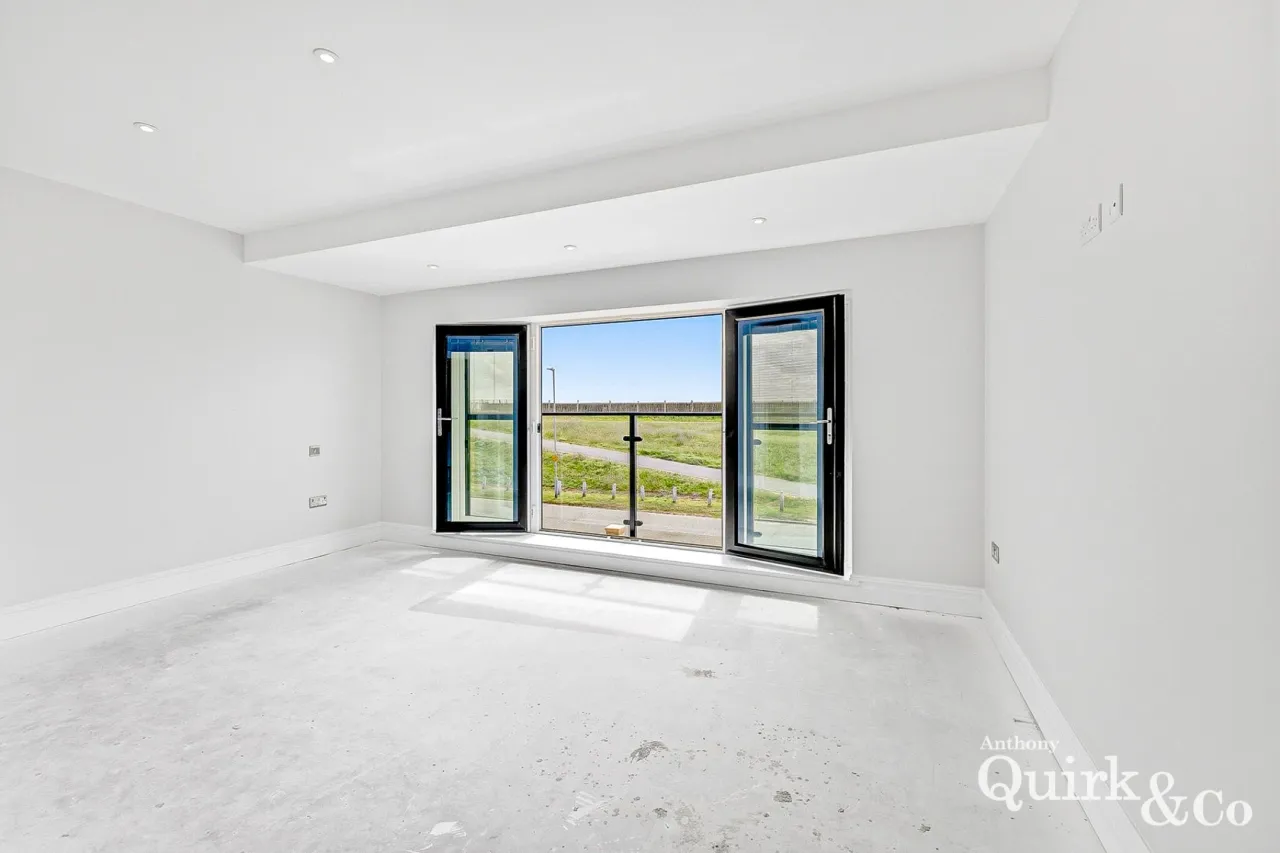 Eastern Esplanade, Canvey Island, SS8, photo 4