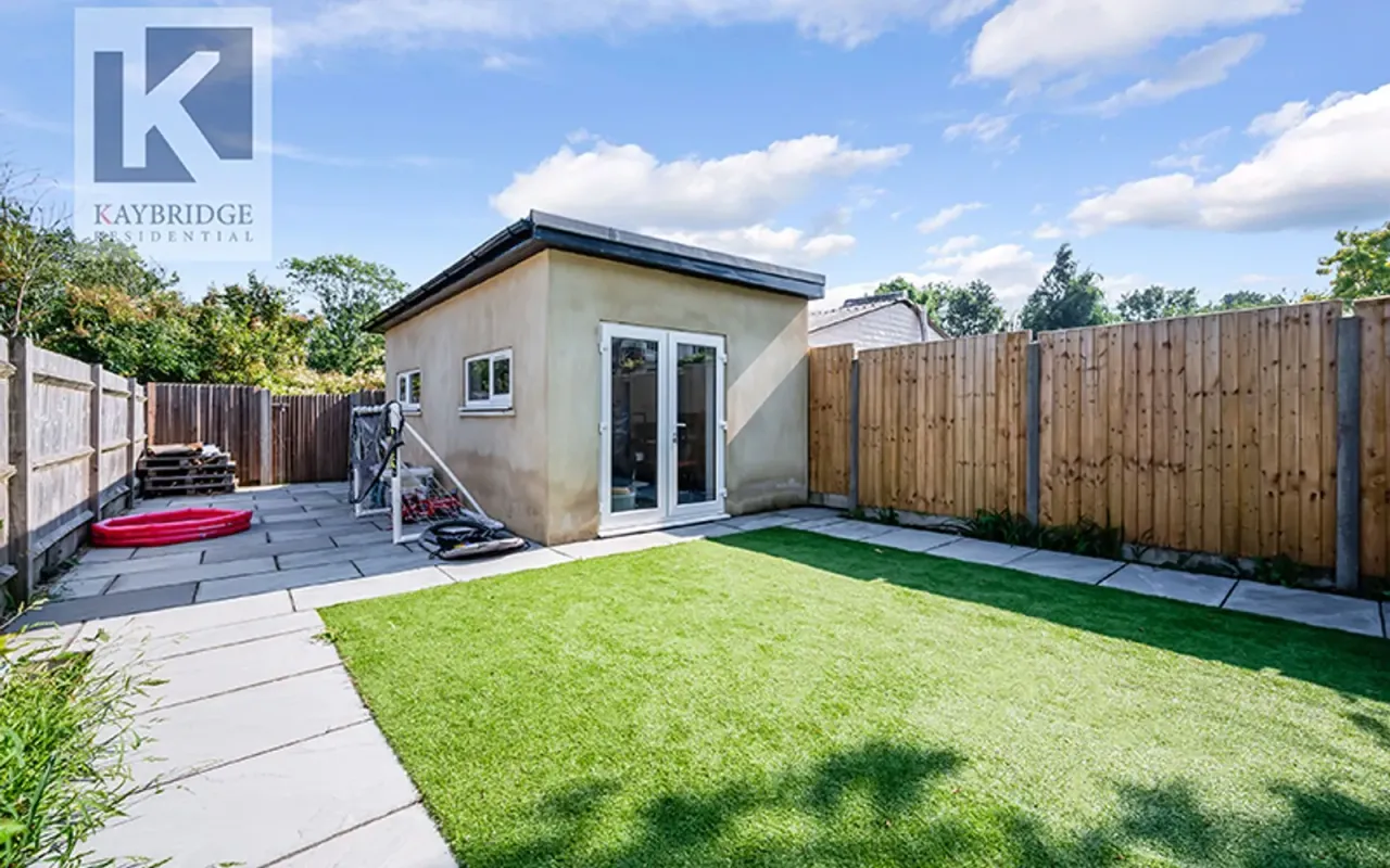 Ardrossan Gardens, Worcester Park, KT4, photo 18