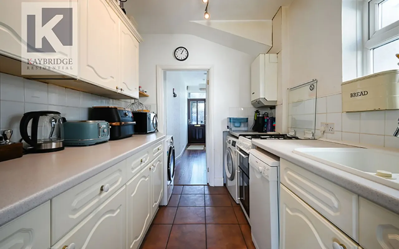 Ardrossan Gardens, Worcester Park, KT4, photo 13