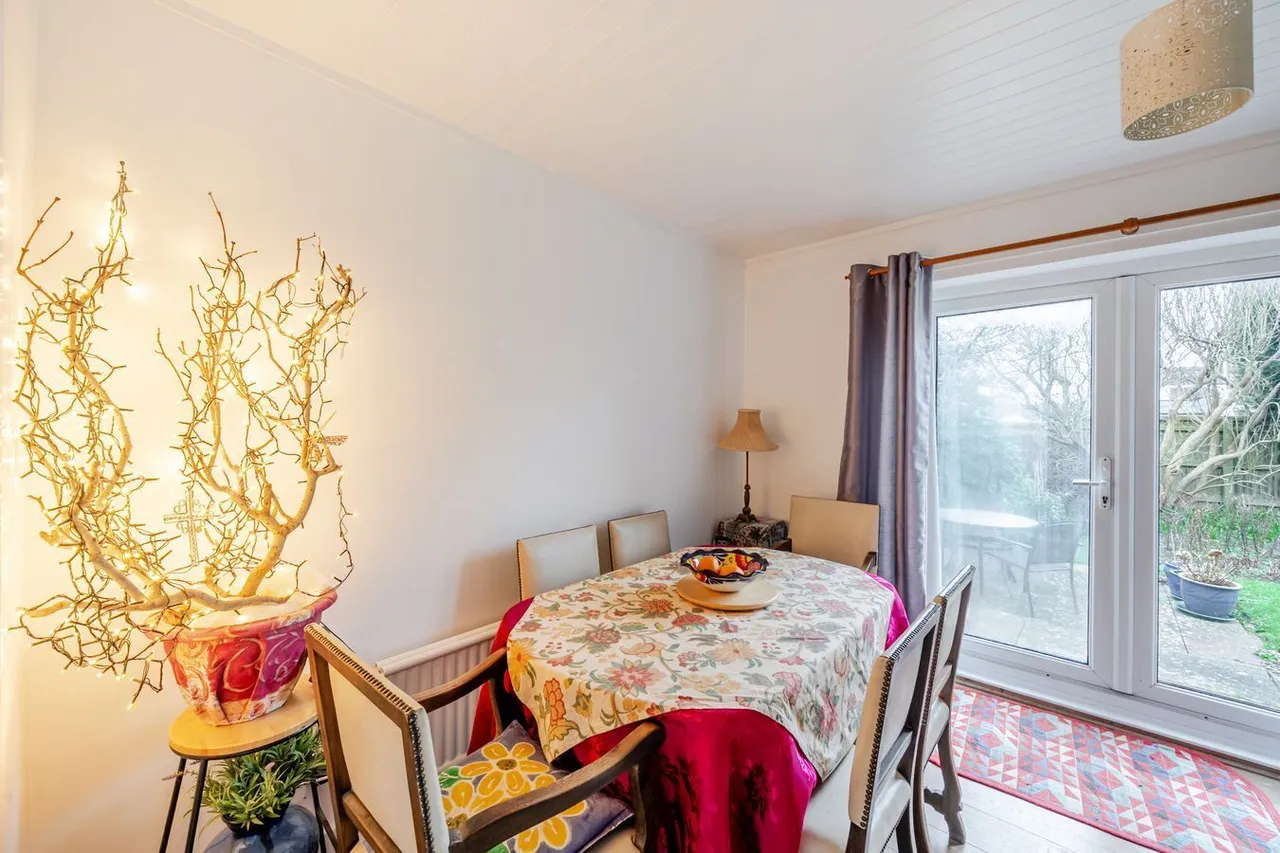 Fairfield Close, Frome, BA11, photo 7