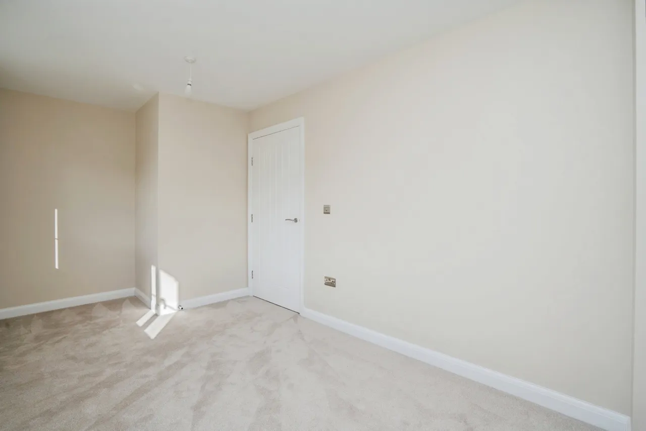 Orchard Close, Bosham, PO18, photo 18