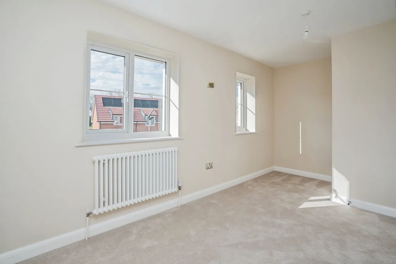 Orchard Close, Bosham, PO18, photo 9