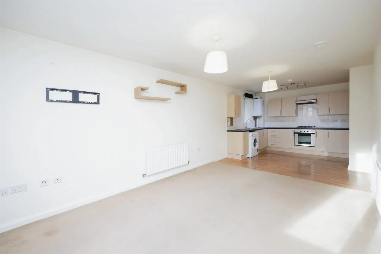 Queen Marys Avenue, Watford, photo 12