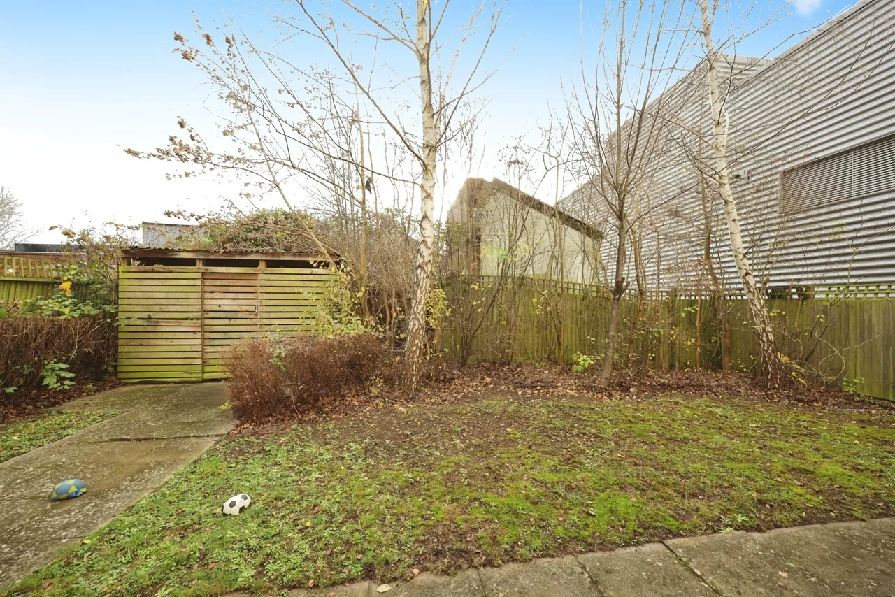 Queen Marys Avenue, Watford, photo 7