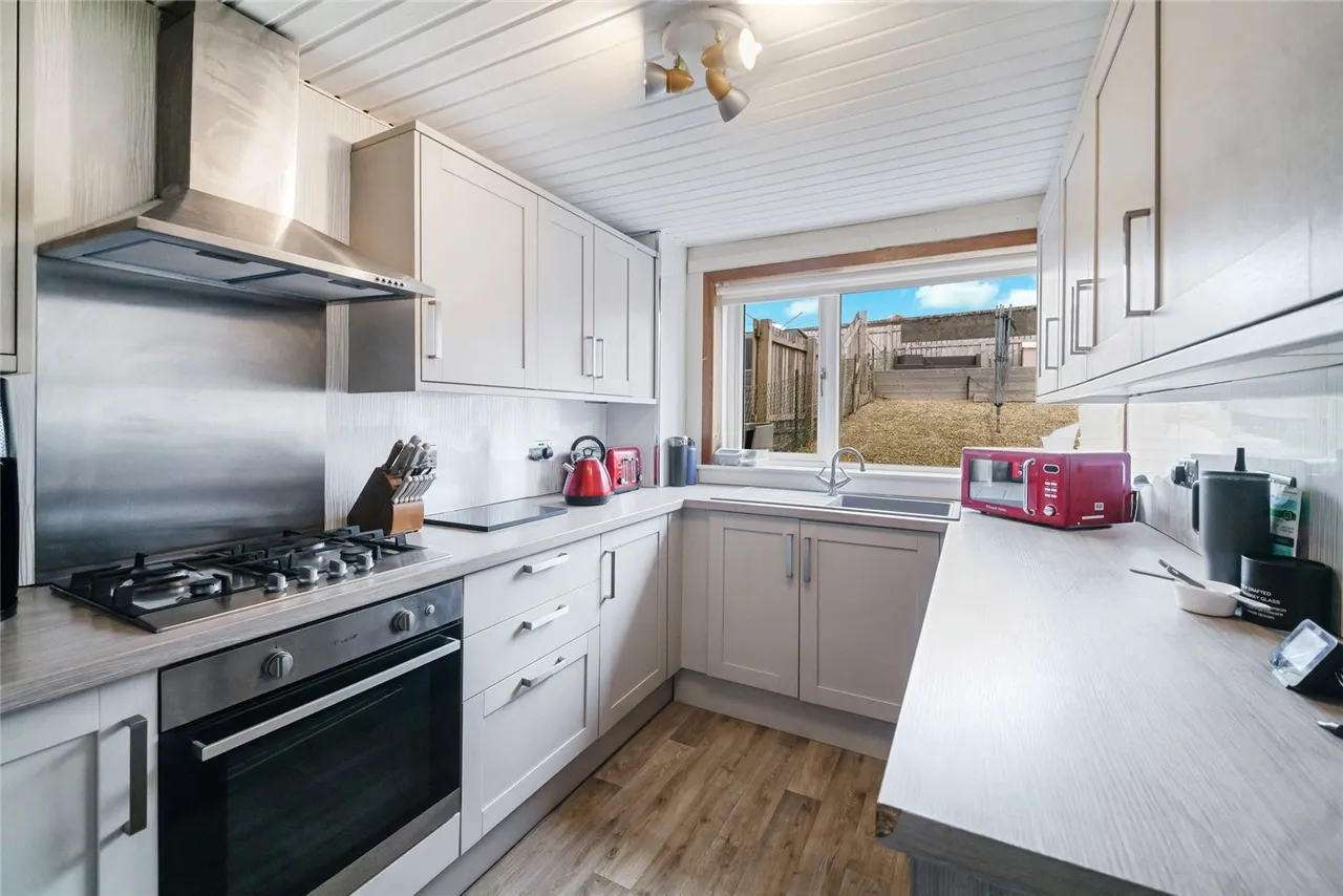 Lewis Road, Greenock, Inverclyde, PA16, photo 6
