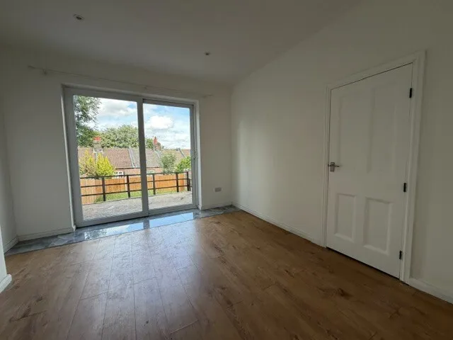 Russell Rise, Luton, Beds, photo 5