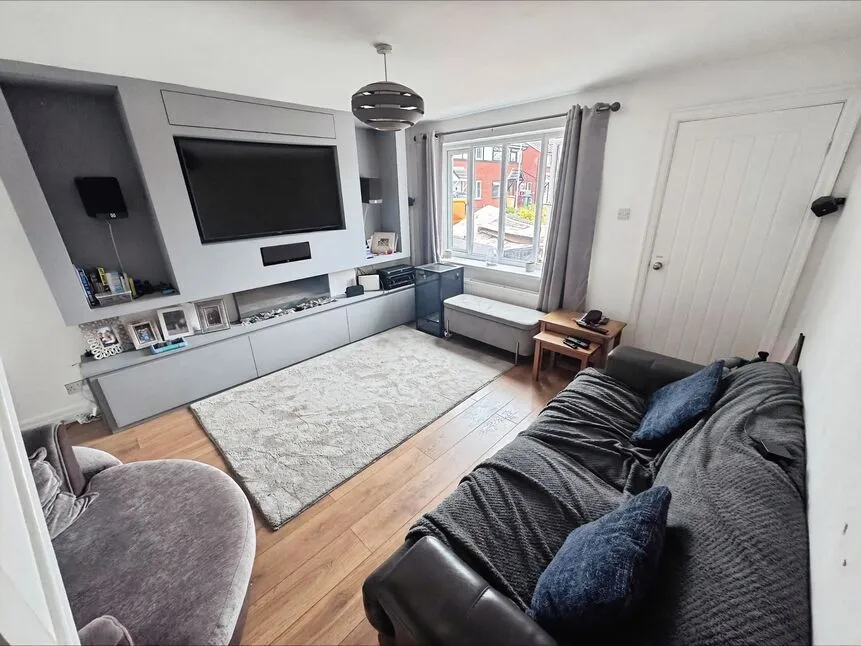 Spindle Croft, Farnworth, Bolton, BL4, photo 3