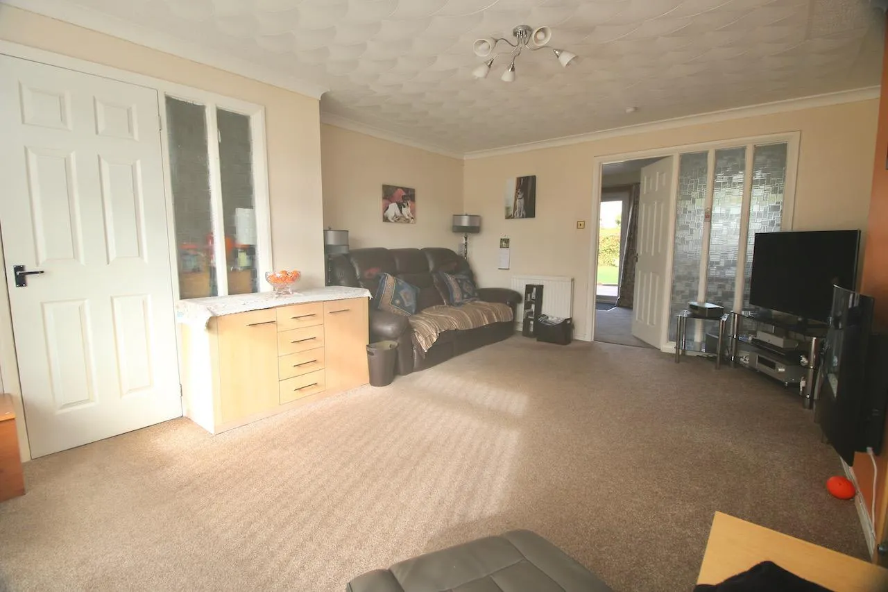 Barbeth Road, Condorrat, Cumbernauld, G67 4SH, photo 9