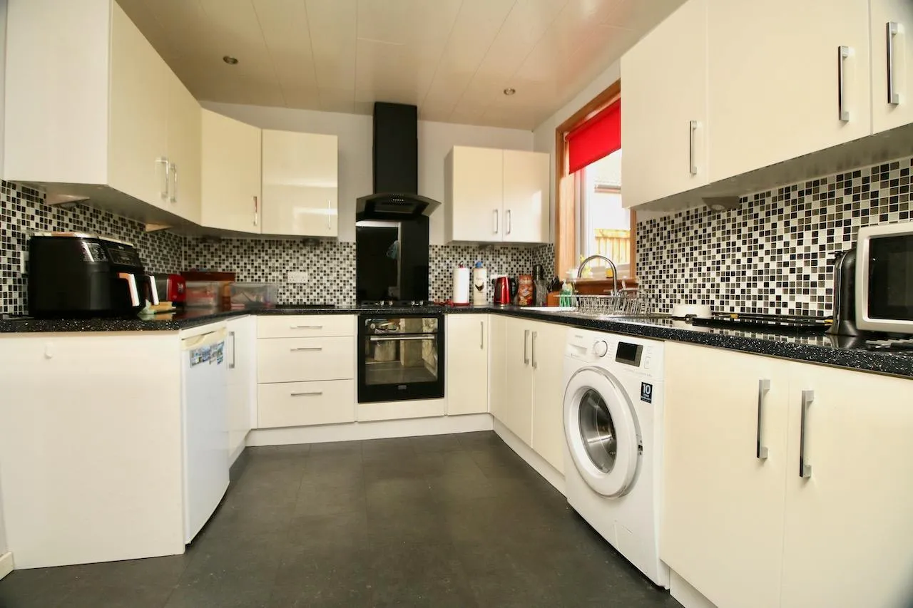 Barbeth Road, Condorrat, Cumbernauld, G67 4SH, photo 3