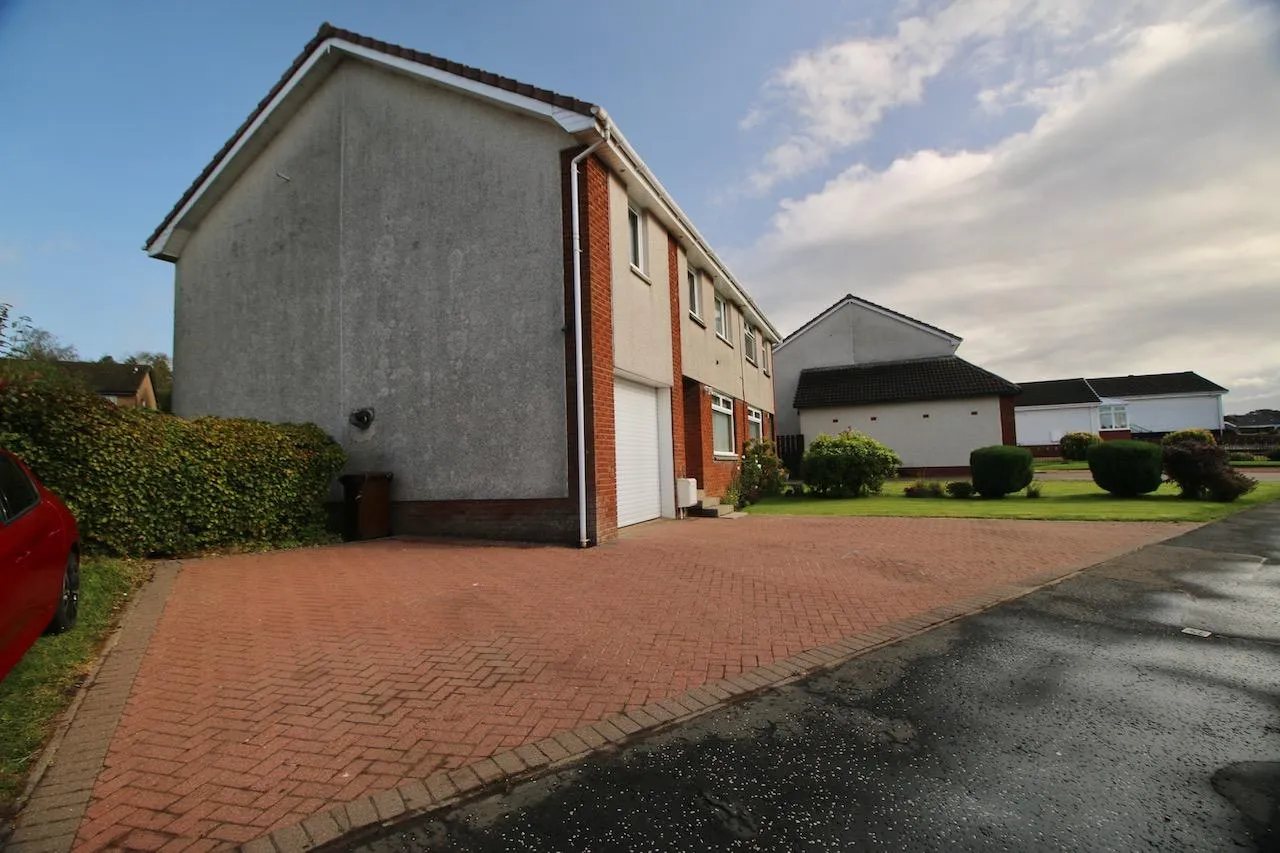 Barbeth Road, Condorrat, Cumbernauld, G67 4SH, photo 2