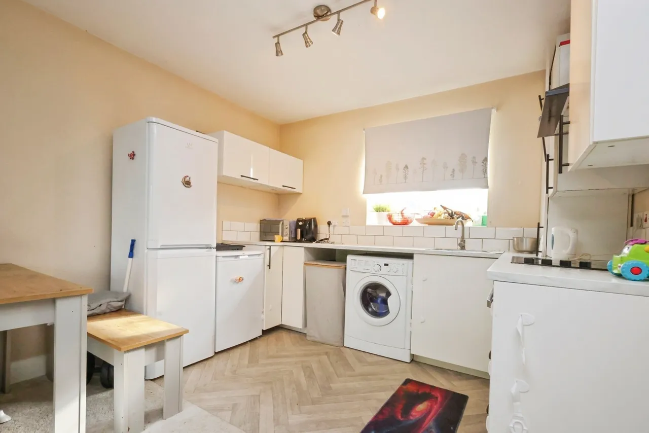 Monastery Drive, Erdington, B23, photo 8