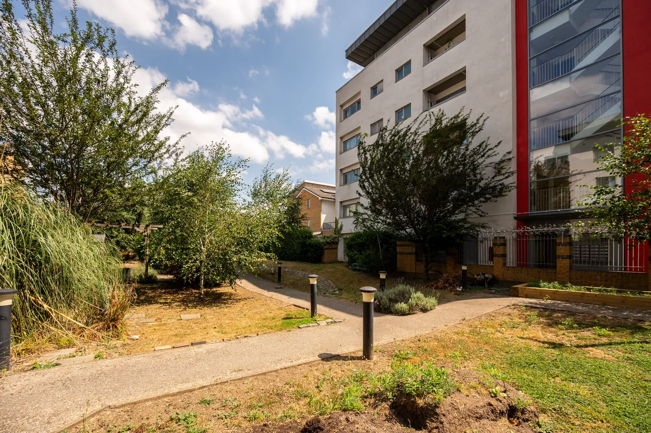 Flat 1, 49 Silwood Street, London, photo 8
