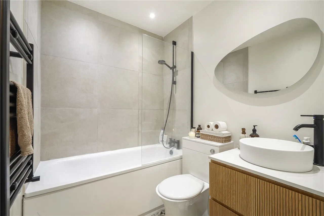 Ashley Road, London, N19, photo 2