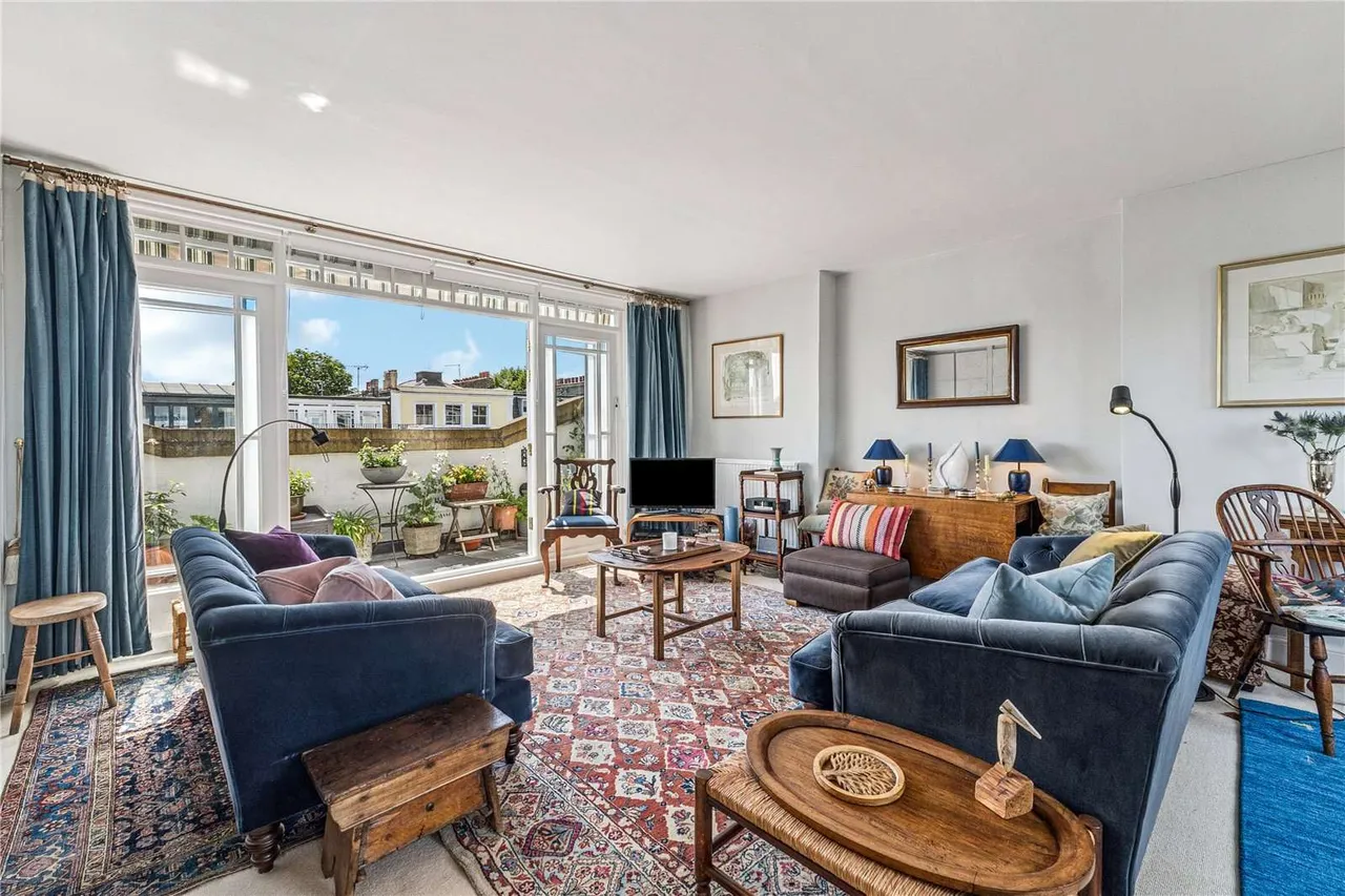 Chalcot Road, Primrose Hill, London, NW1 8LN, photo 3