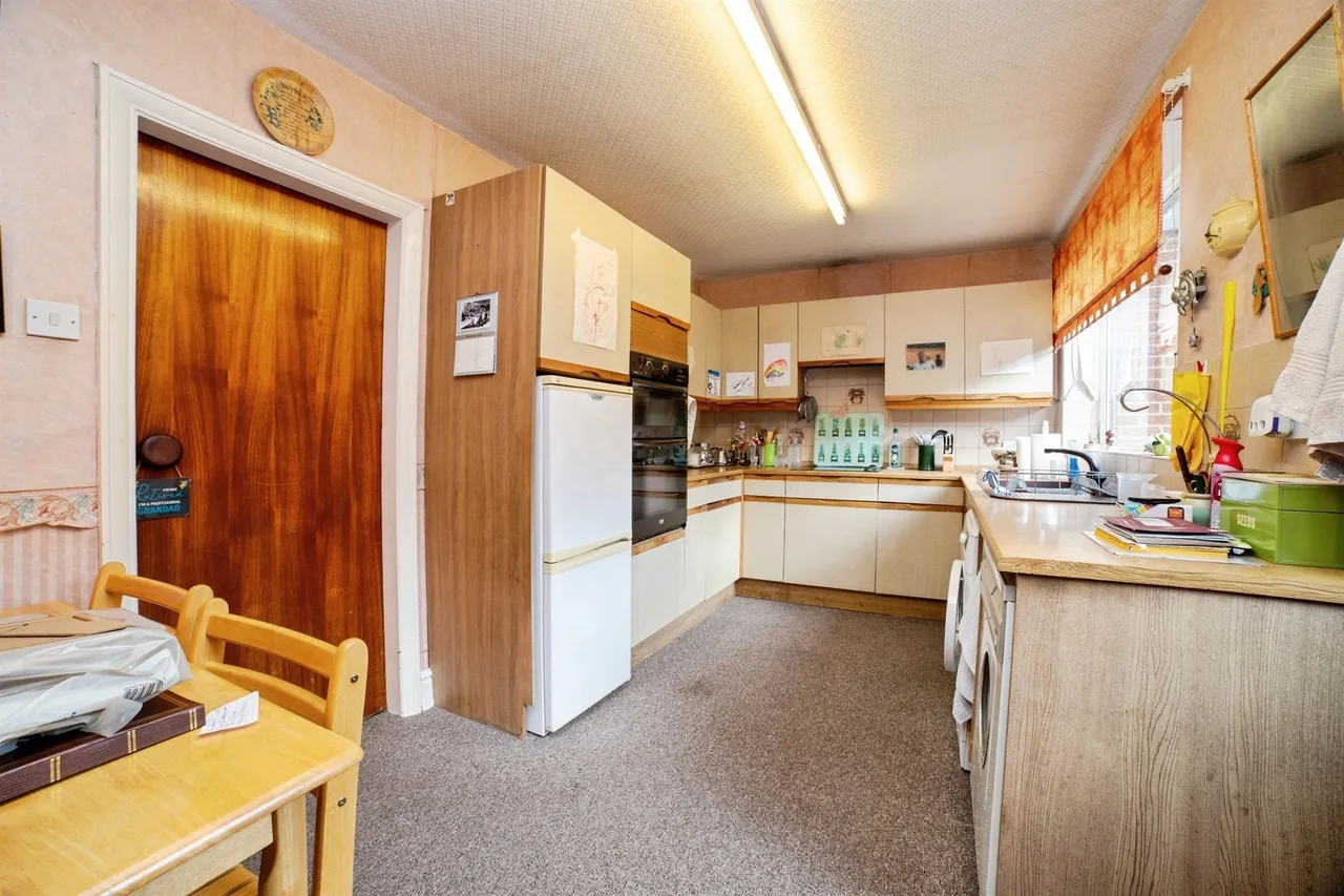 4 bed house for sale, Sheldon Road, Loscoe, DE75