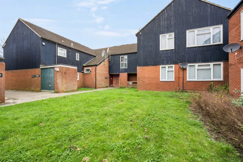 Hetherington Way, Ickenham, UB10, photo 13