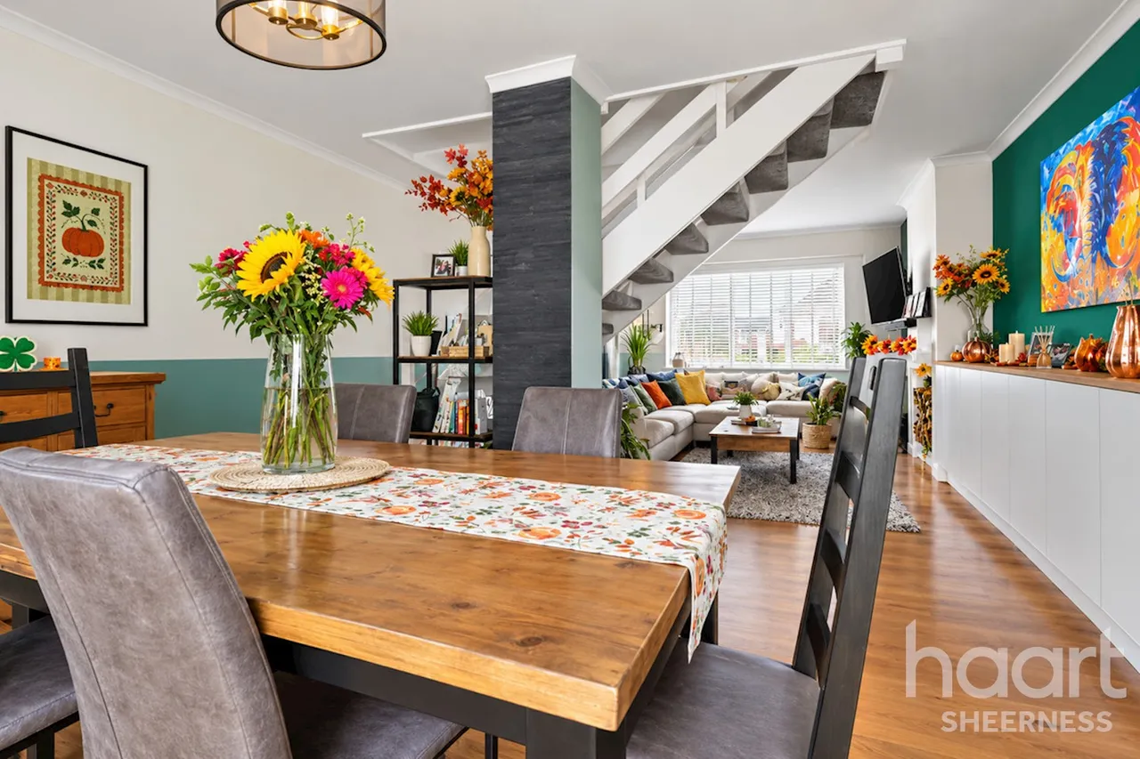 3 bed house for sale, Hilda Road, Halfway, ME12