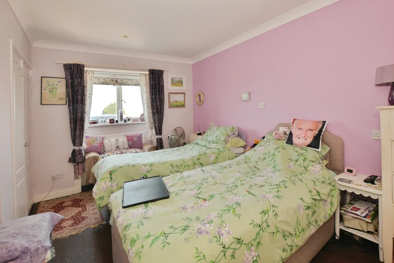 Coast Drive, Lydd on Sea, Romney Marsh, Kent, TN29, photo 9