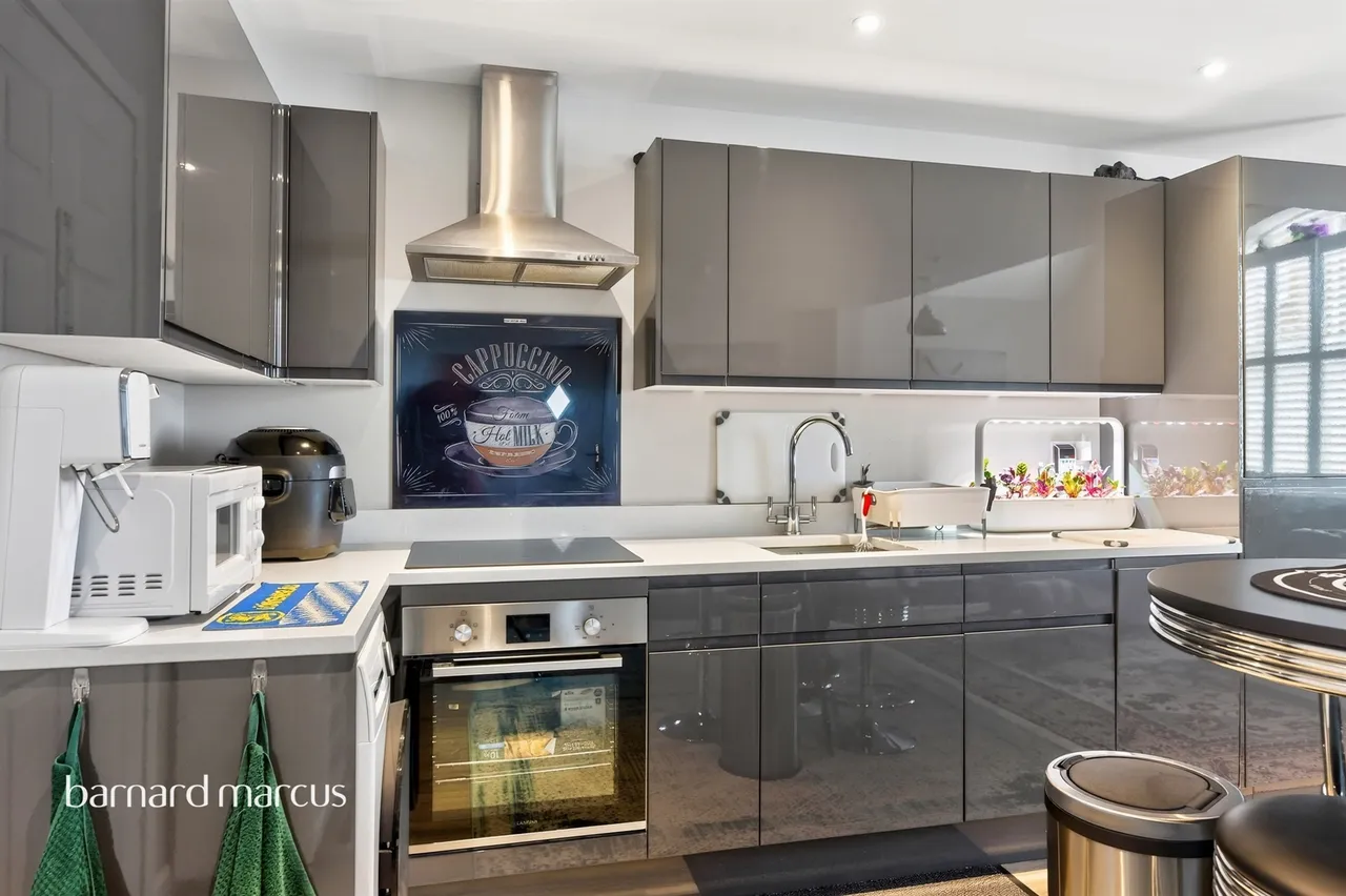 Ansell Road, Dorking, RH4, photo 3