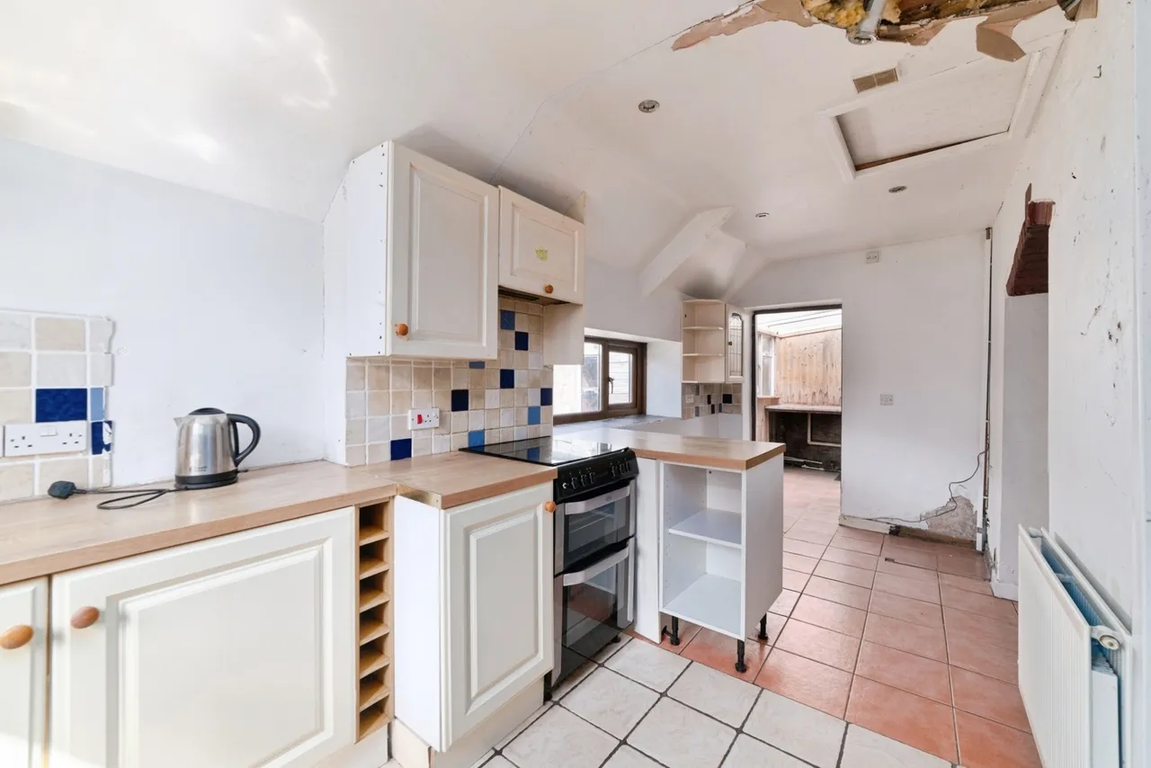 Station Road, St. Clears, SA33, photo 8