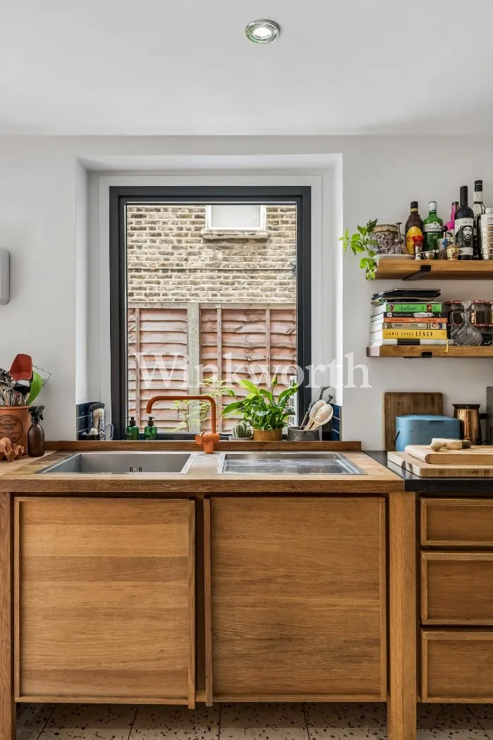 Wightman Road, London, N4, photo 11