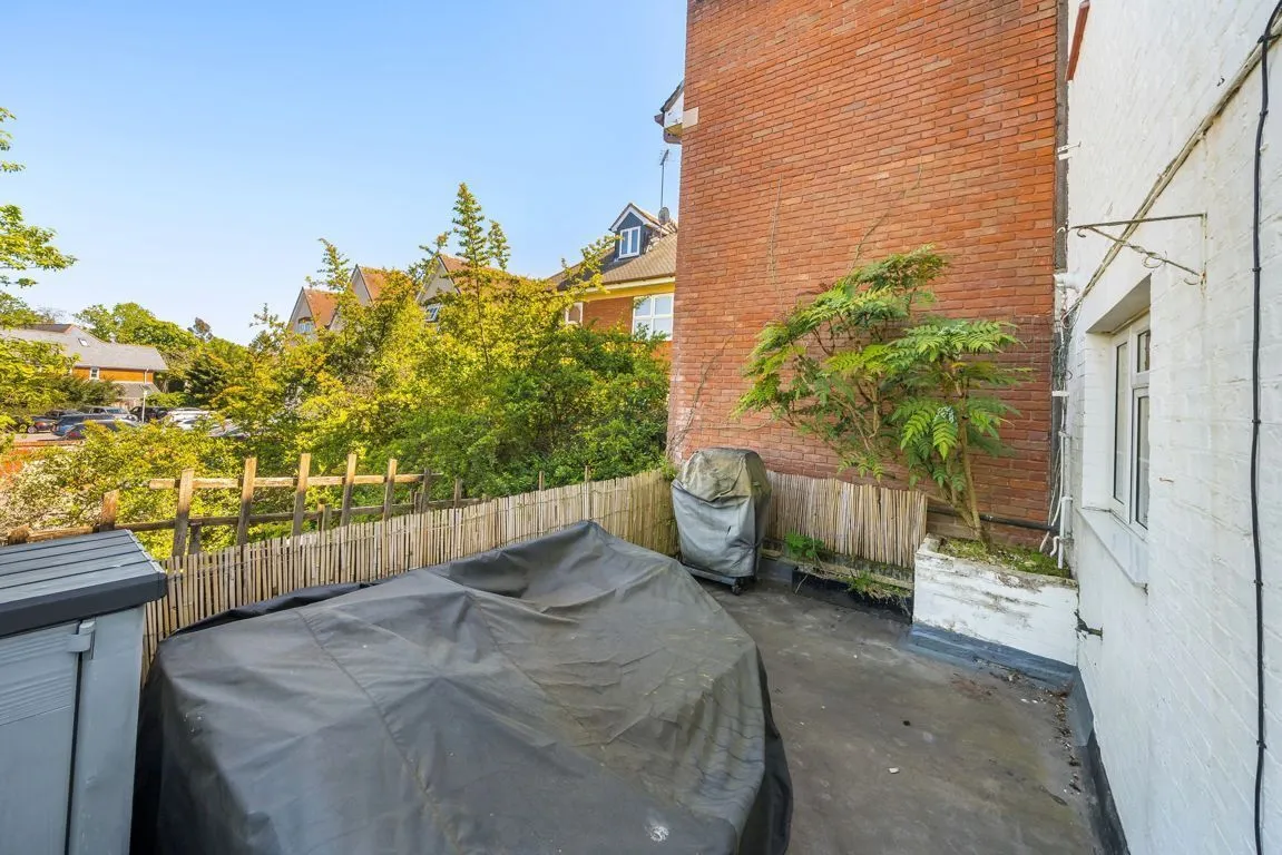 Queens Road, Weybridge, KT13, photo 8