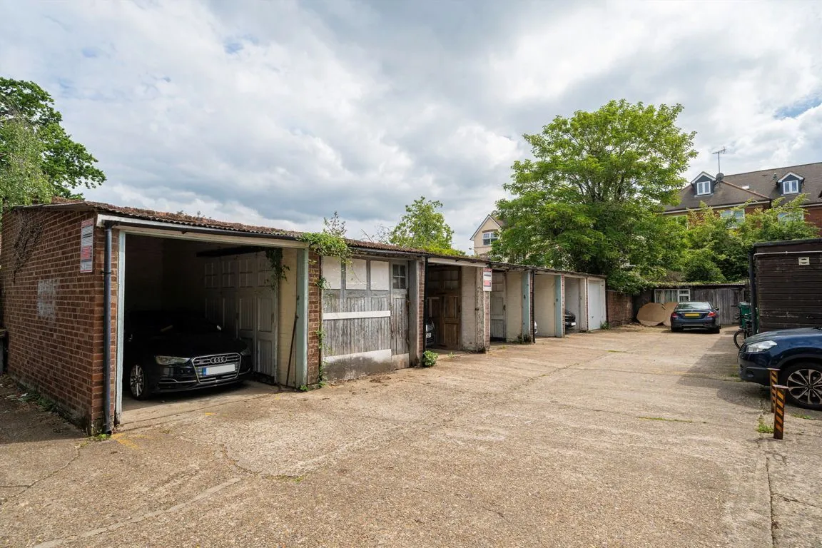 Queens Road, Weybridge, KT13, photo 9
