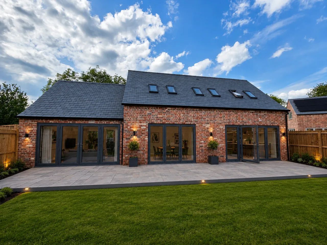 Off Newstead Way, Loughborough, LE11, photo 2