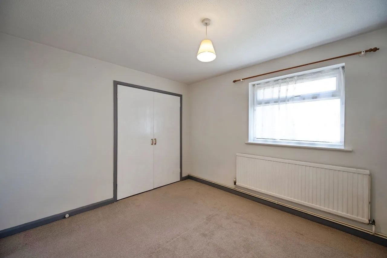 Southwood Road, Hayling Island, PO11, photo 12