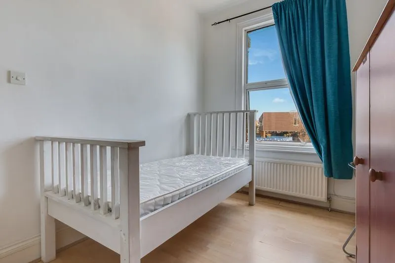 Stratford Road, London, E13, photo 8