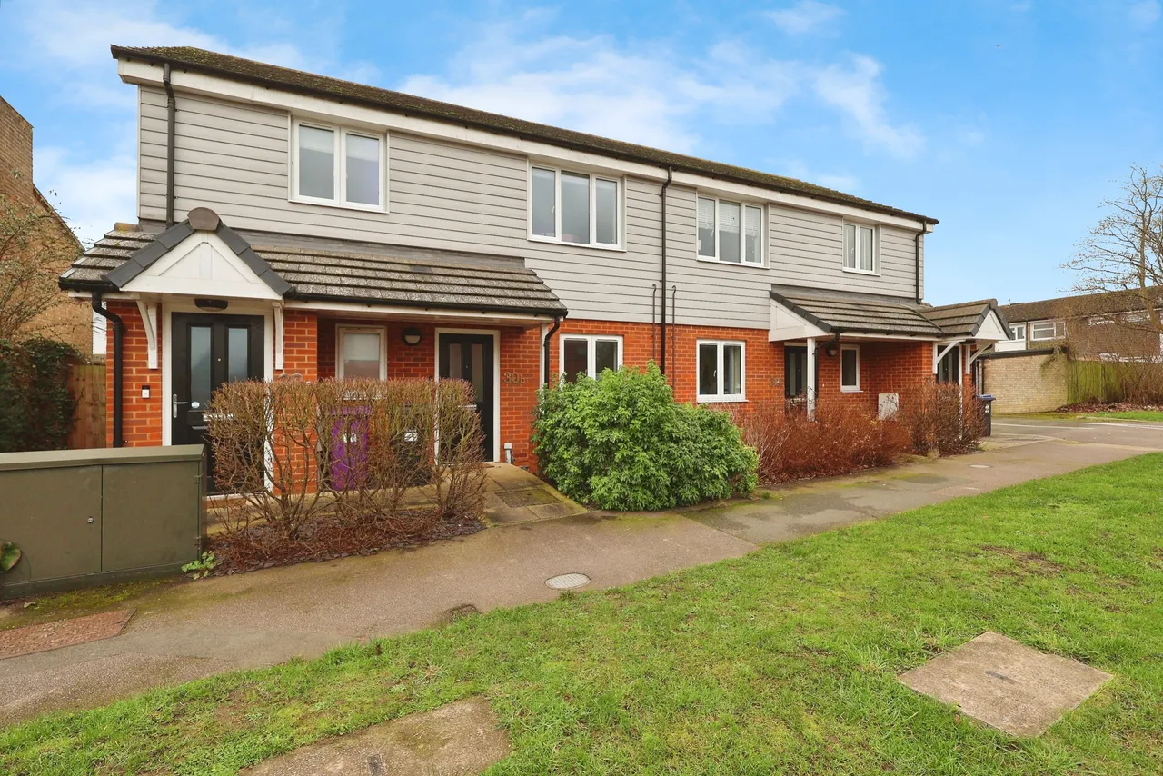 1 bed flat for sale — Greenfield Avenue, Ickleford