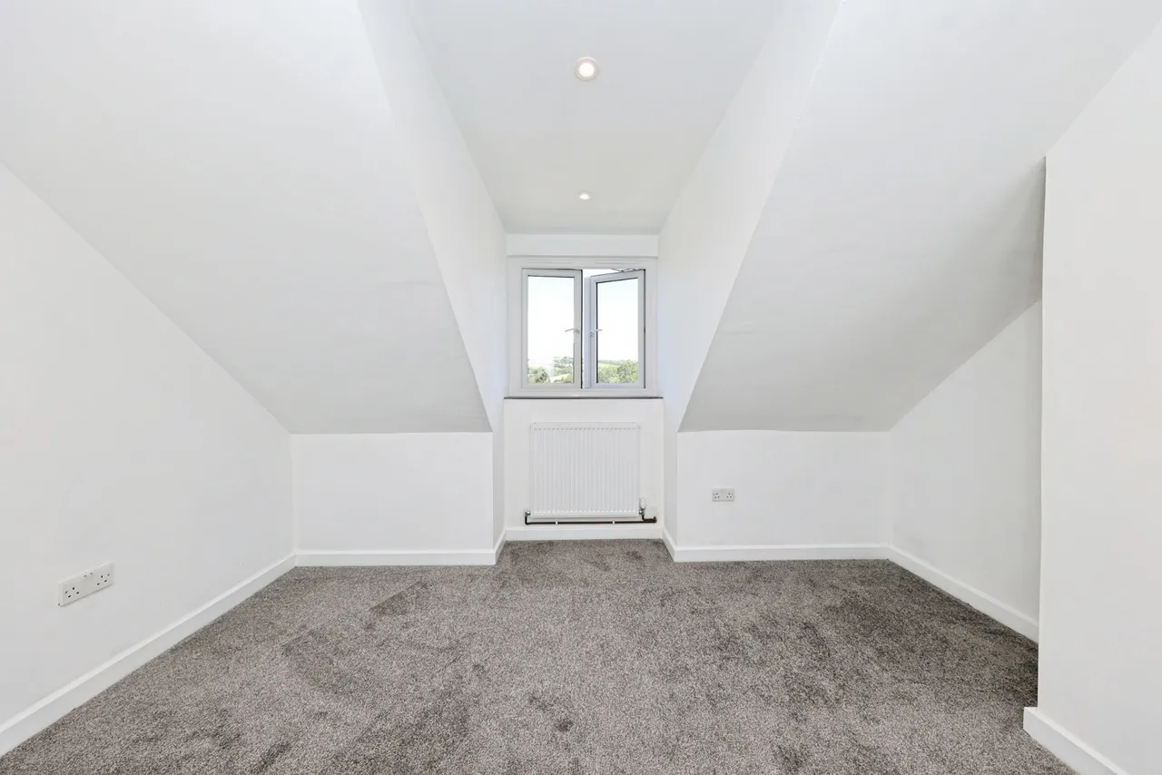 Heol Capel Ifan, Pontyberem, SA15, photo 14