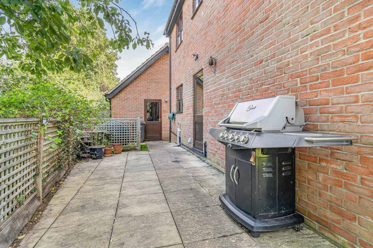 Riverside Walk, Moulton, CB8, photo 28