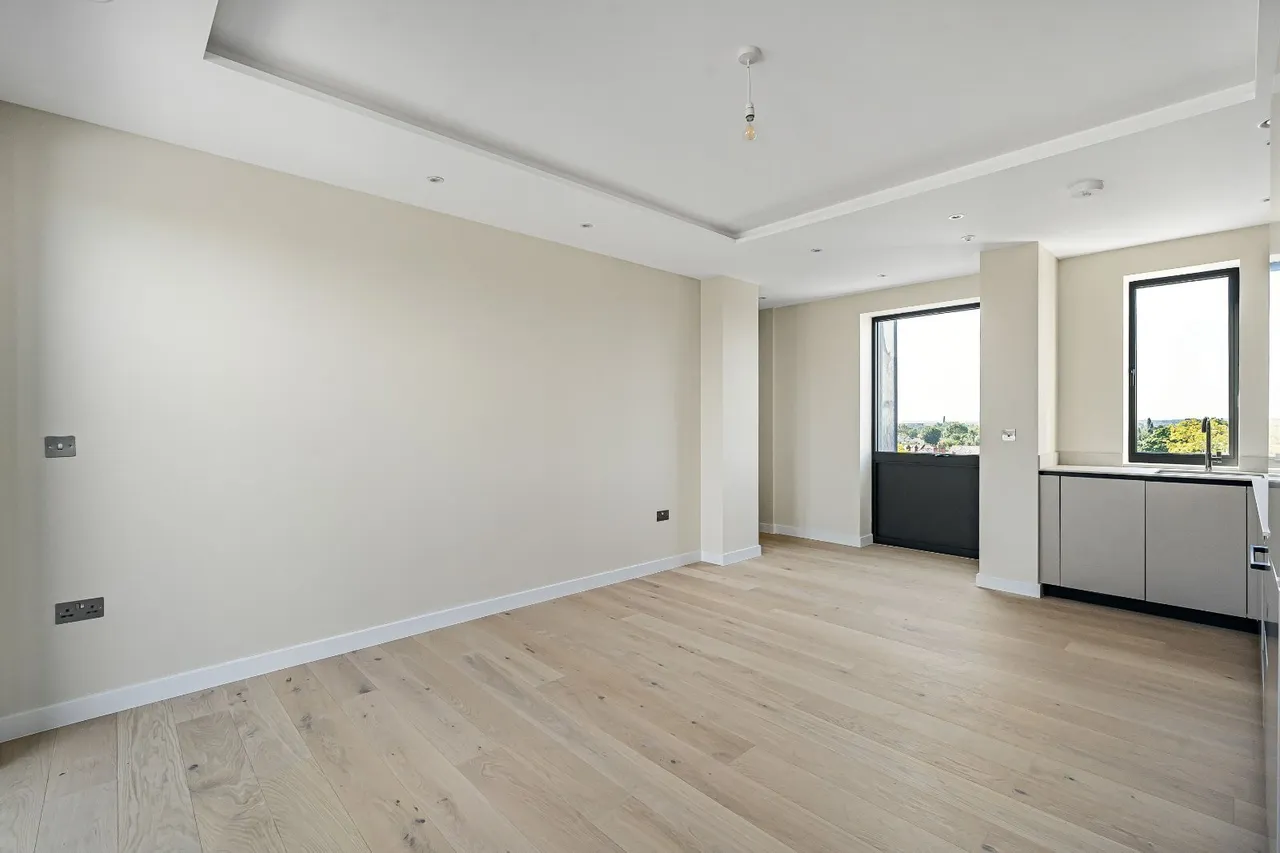 Warwick Road, London, W5, photo 5
