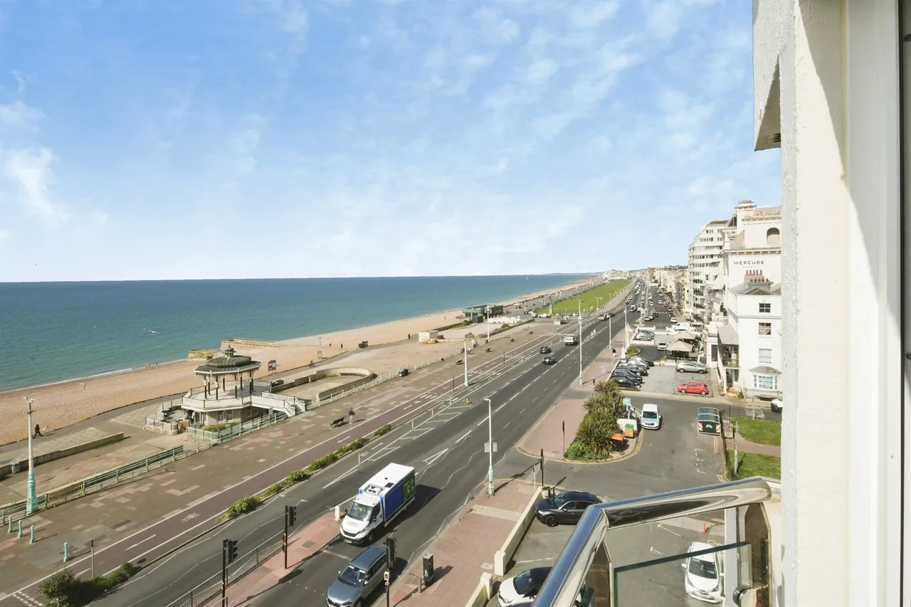 Kings Road, Brighton, photo 12