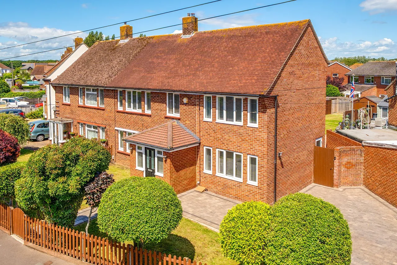 5 bed property for sale, Bosmere Gardens, Emsworth, PO10