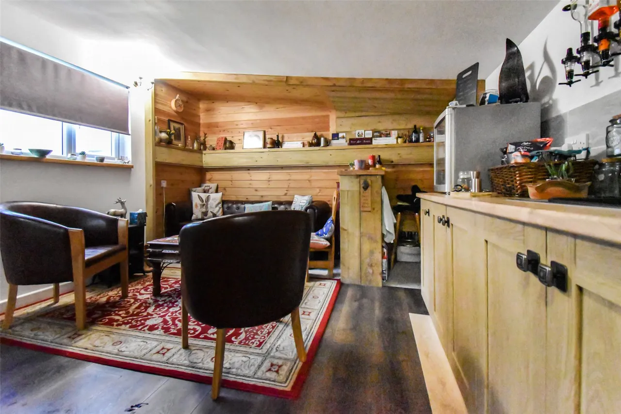 Alexandra Road, Aldershot, Hampshire, GU11 1QN, photo 5
