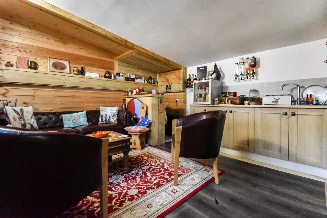 Alexandra Road, Aldershot, Hampshire, GU11 1QN, photo 11