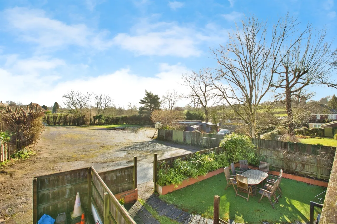 Holywell, East Coker, BA22, photo 23