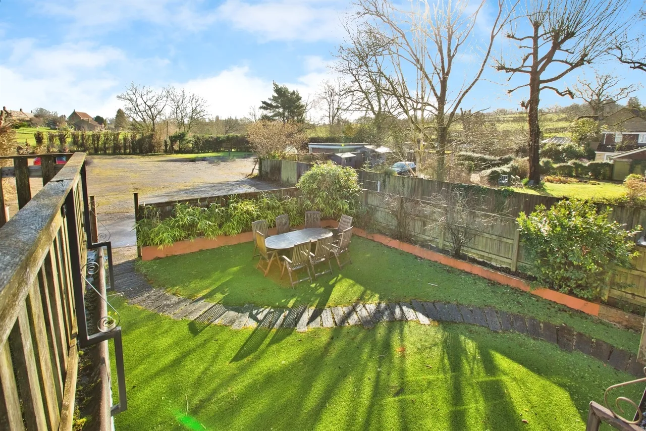 Holywell, East Coker, BA22, photo 21