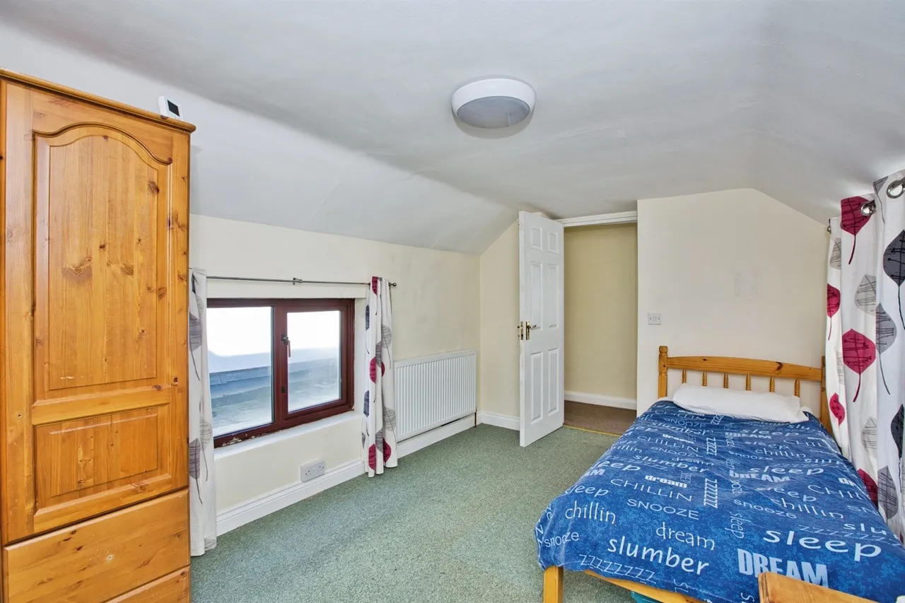 Holywell, East Coker, BA22, photo 17