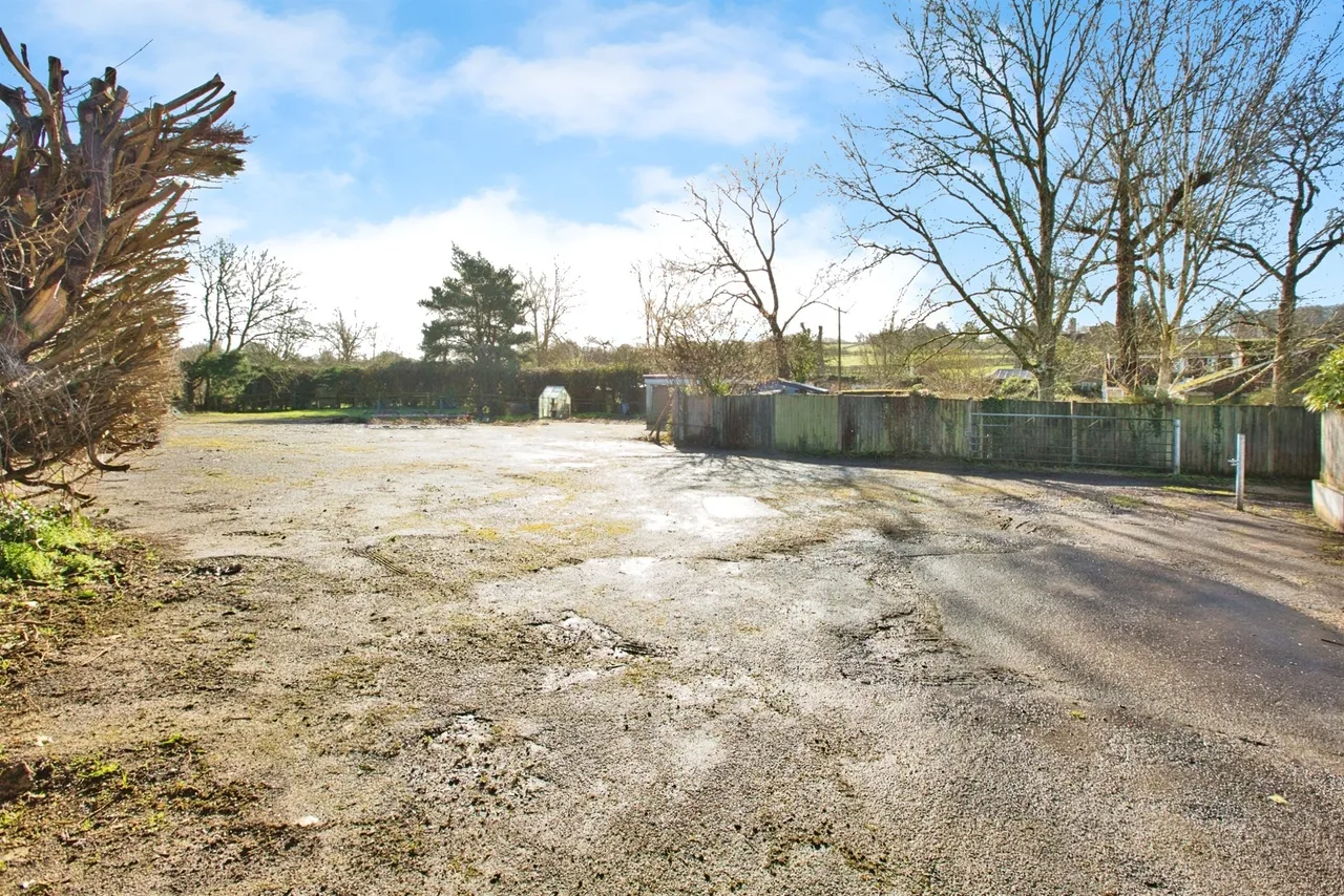 Holywell, East Coker, BA22, photo 22