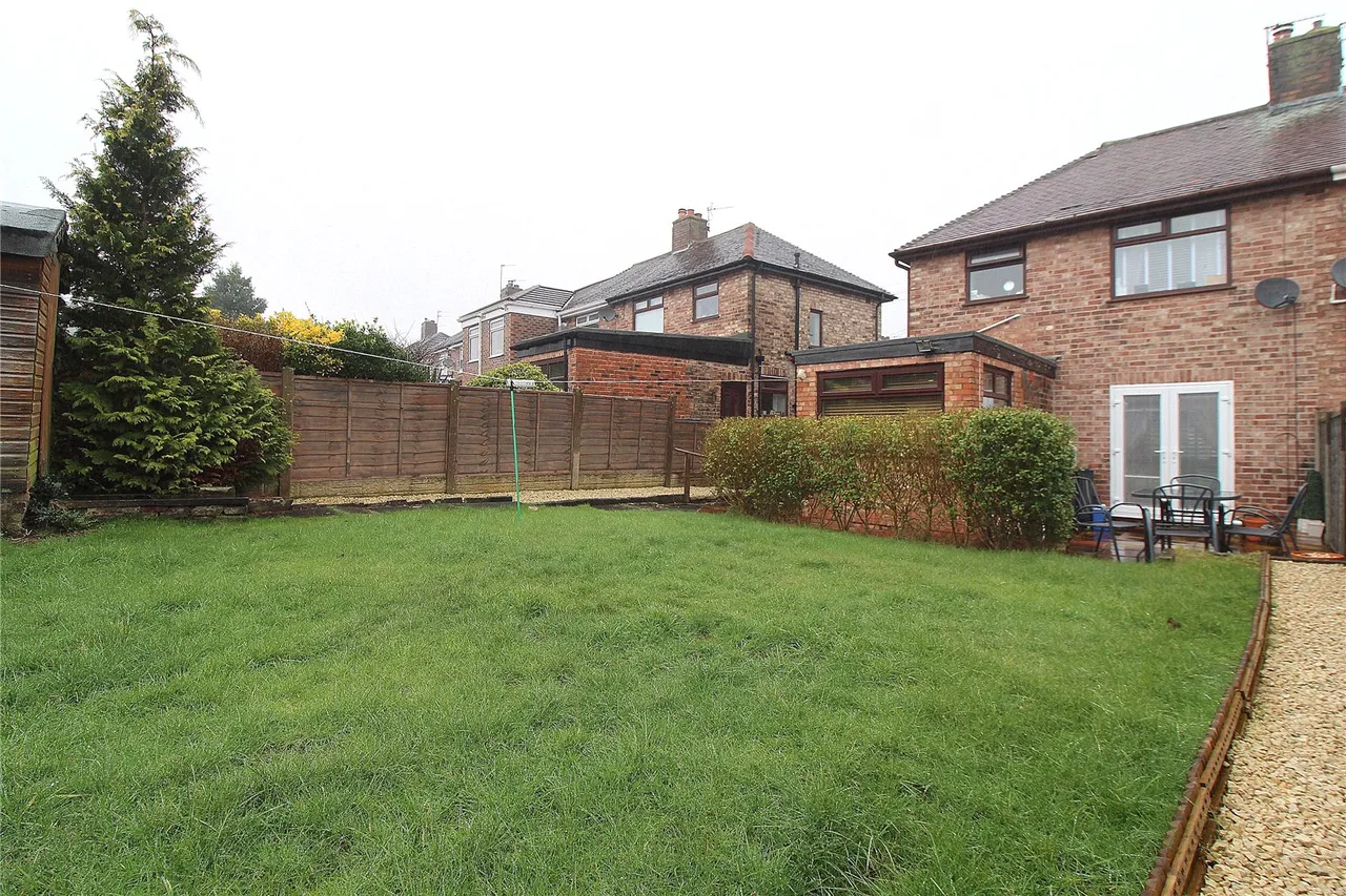 Christopher Way, Childwall, L16, photo 21