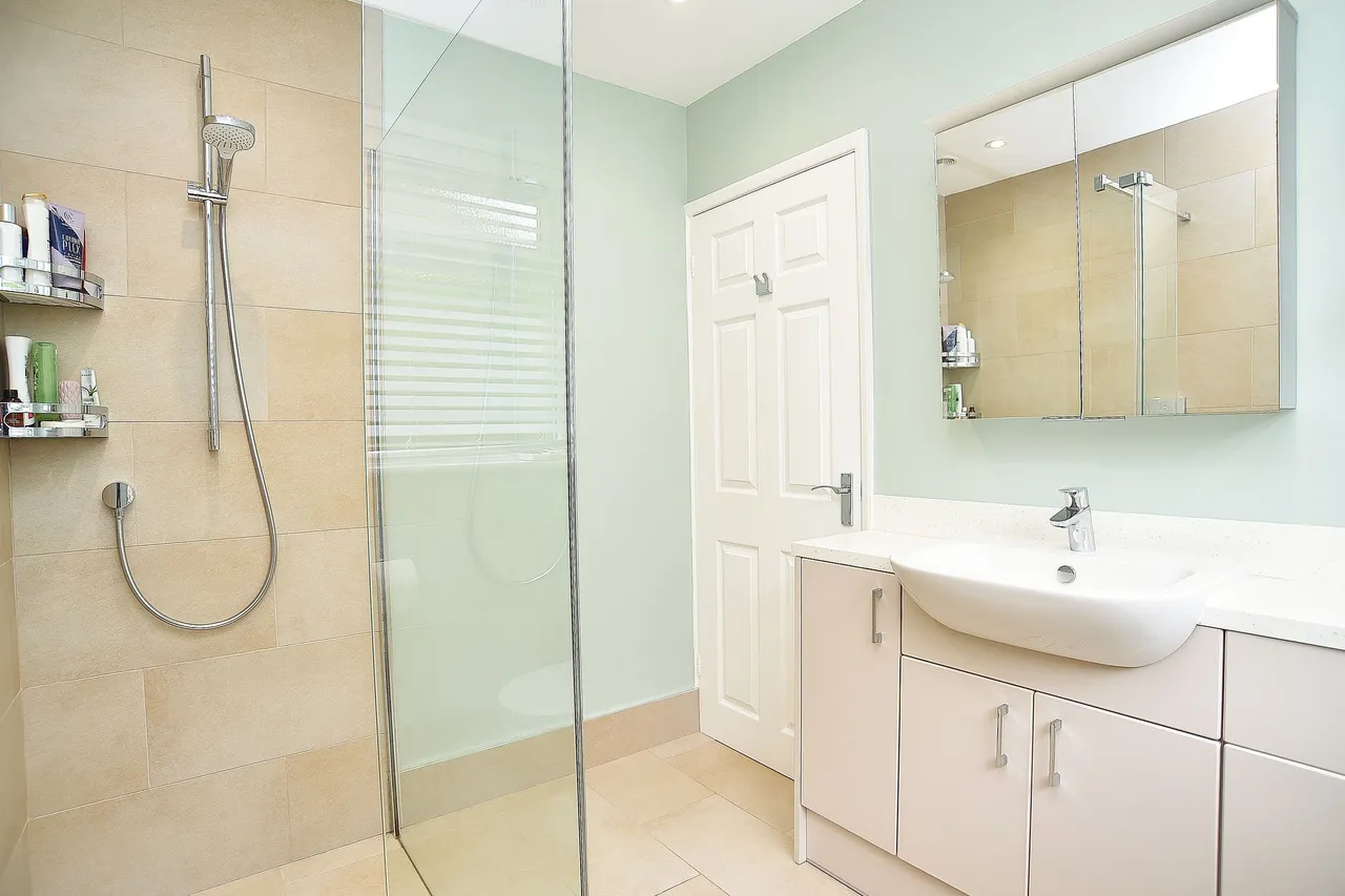 Knaresborough Road, Harrogate, HG3, photo 9