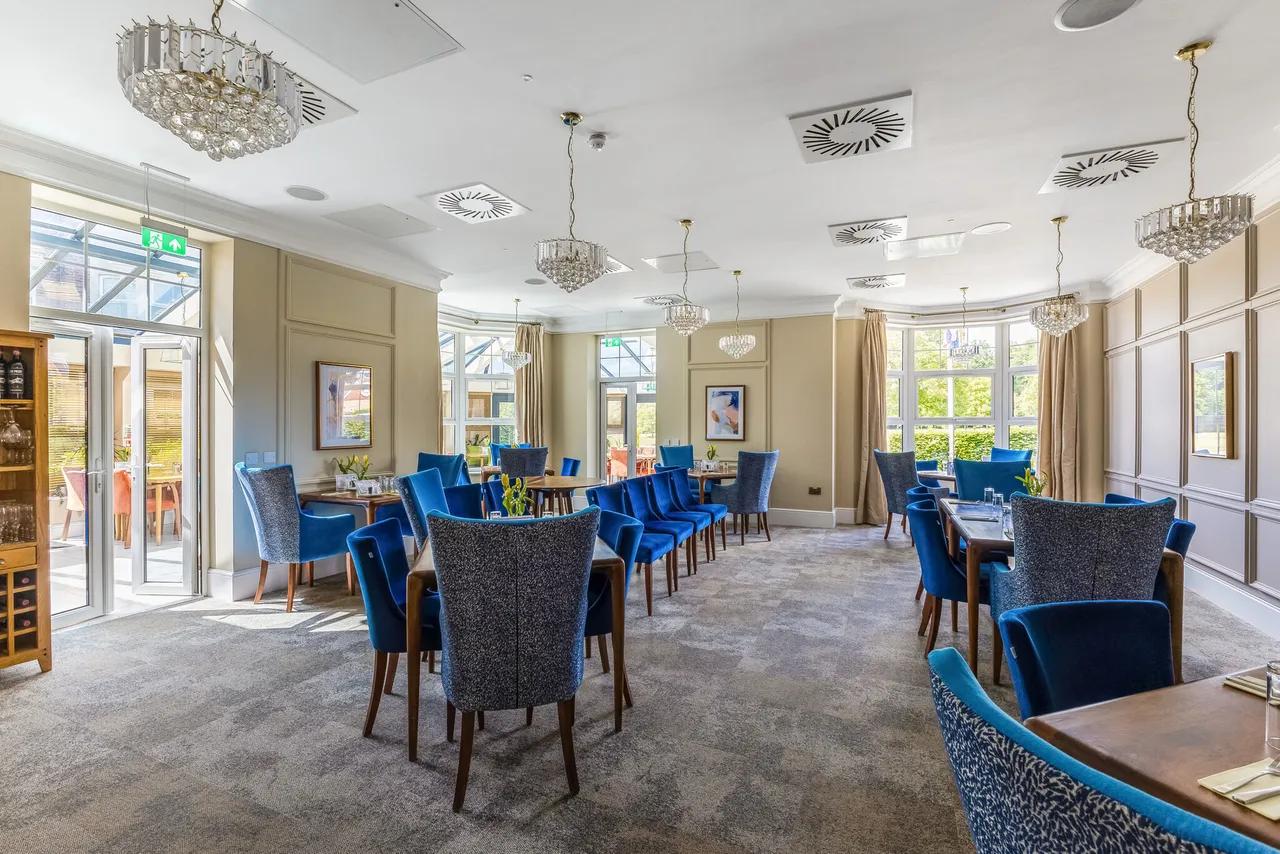 Tudor Court, Liphook, GU30, photo 4