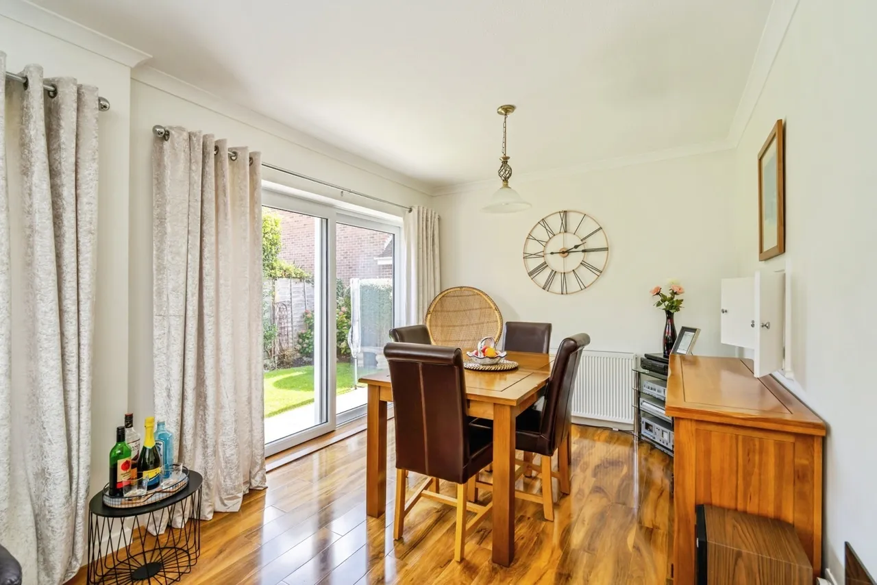 Merton Close, Bognor Regis, PO21, photo 10
