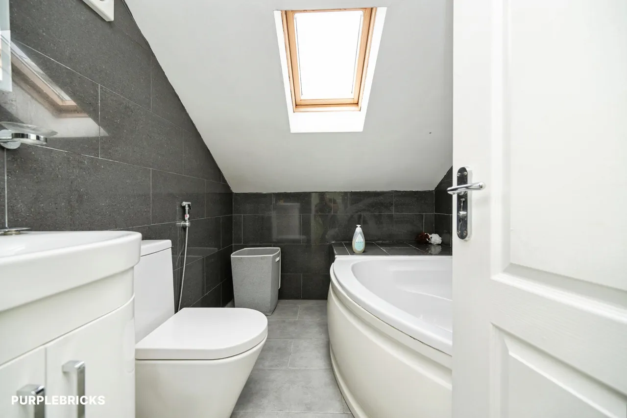 Birch Road, Oldbury, B68, photo 16
